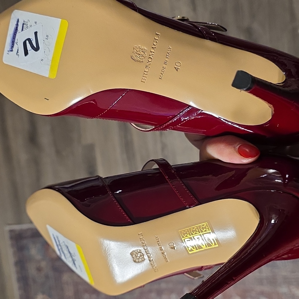 NEW BRUNO MAGLI | $350 Patent Leather Maryjane Heels - Picture 8 of 10
